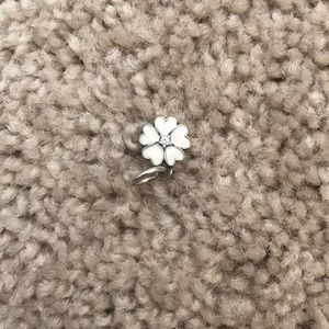 Pandora flower charm